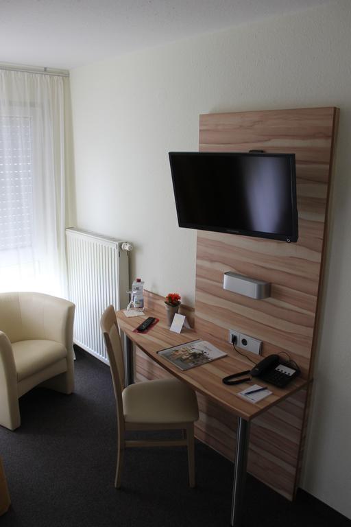 Hotel Weissach Am Neuenbuehl Room photo